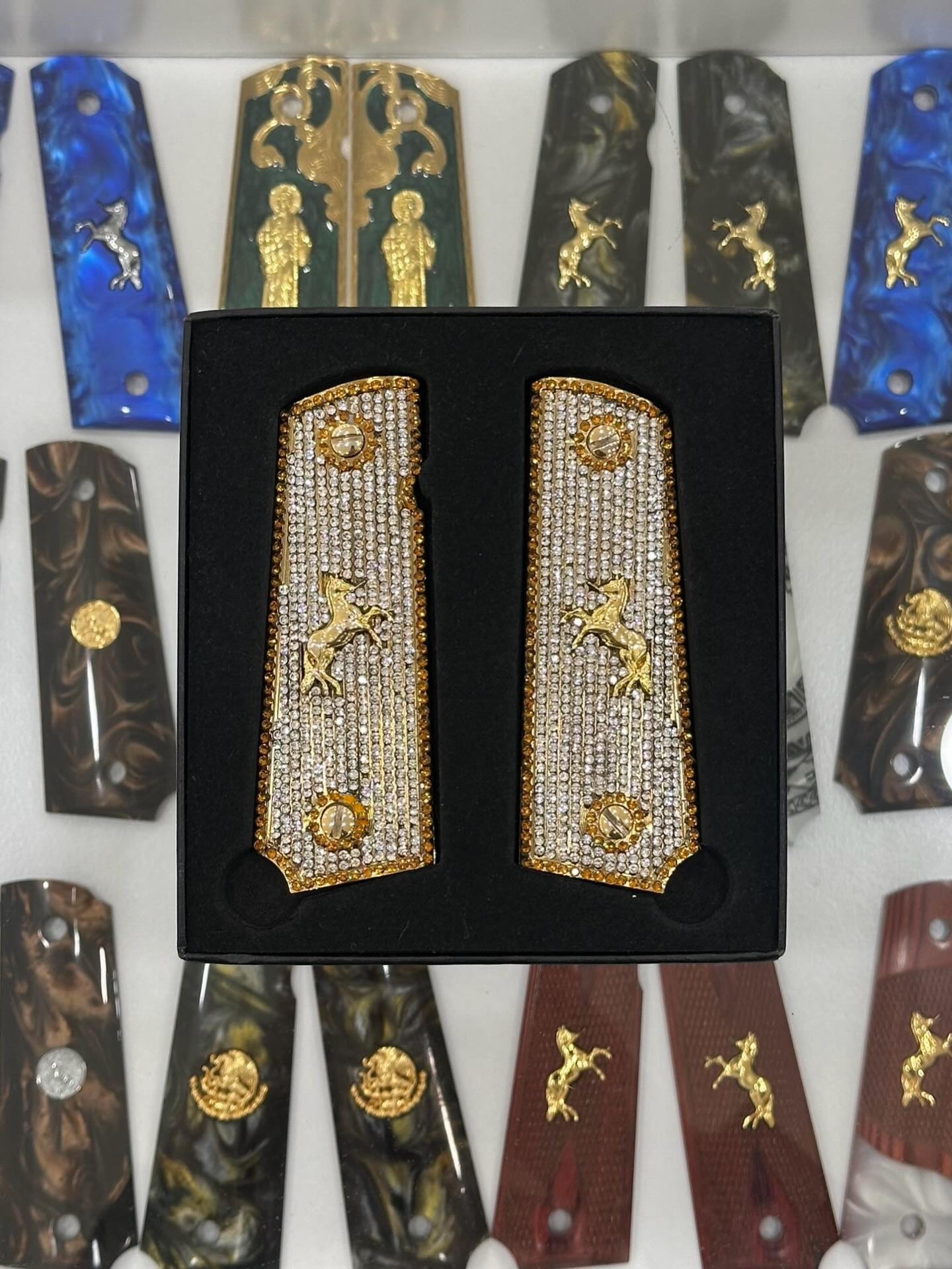 Cachas diamantadas para Colt 1911